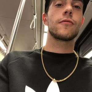 Meet your Posher, Demetrius